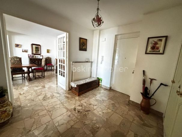 A louer APPARTEMENT T3 98 M2 BORD DE MER SETE