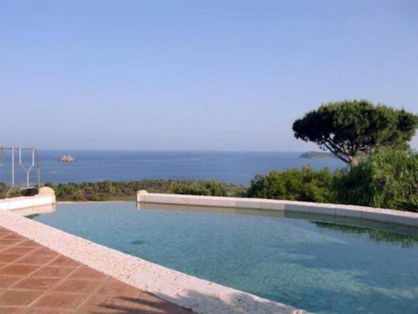 A vendre Très belle villa 6 pieces de 200 m² vue mer panoramique à Pinarello