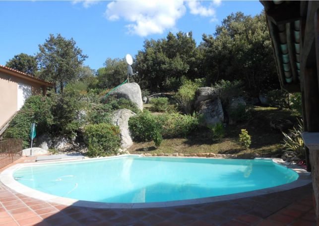 Magnifique Villa de standing 13 pieces 400 m2 avec piscine Porto Vecchio