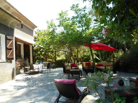 A louer Belle villa 8 pièces  214 m²  BIGULIA D ORTALE