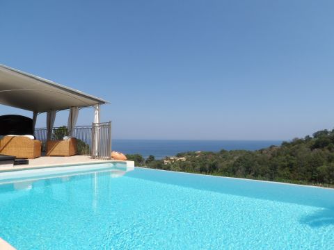 A louer MAGNIFIQUE VILLA 220 M² VUE MER OLAGE DE CANELLA SOLENZARA