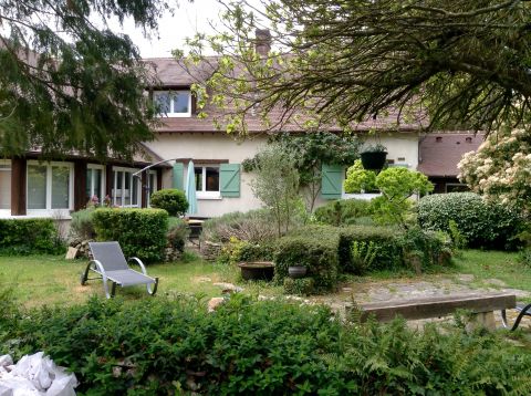 A vendre Belle Propri&eacute;t&eacute; 200 M&sup2; B&ucirc;