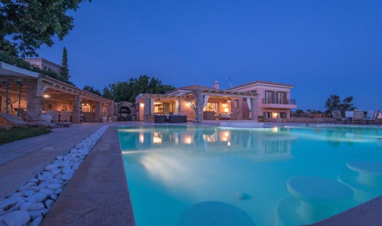 A vendre Magnifique Villa  7 PIECES vue Mer  Ververonda  PORTOCHELI