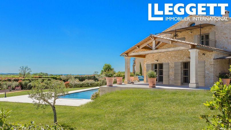 A vendre MAISON  6 PIECES 160 M2  UZES