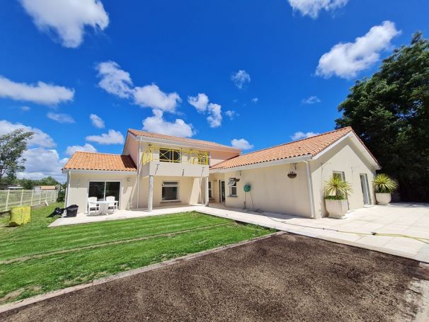 A vendre MAISON  D'ARCHITECTE BORD DE MER SAINT JEAN DE MONTS