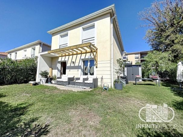A vendre Maison Individuelle 4 PIECES 98 m² La Roquette Sur Siagne
