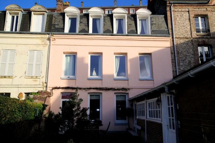 A vendre MAISON  DE MAîTRE BORD DE MER SAINT VALERY EN CAUX