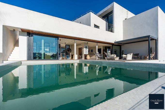 A vendre BELLE Maison d'Architecte 10 PIECES 325 m² VUE MER Marseille