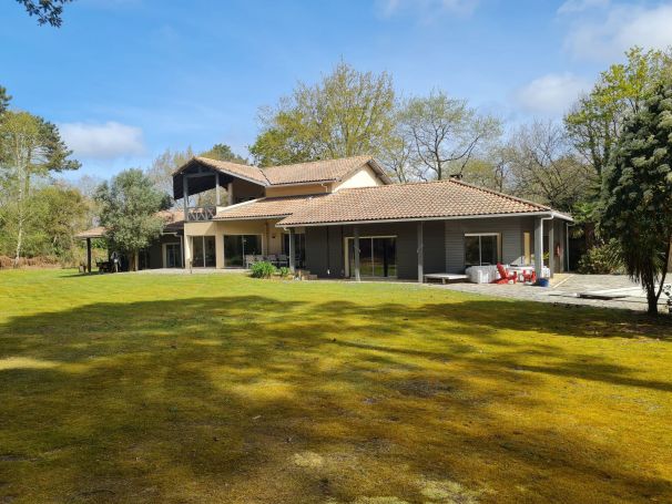 A vendre MAISON  8 PIECES 360 M2 BORD DE MER CAPBRETON Plage, golf