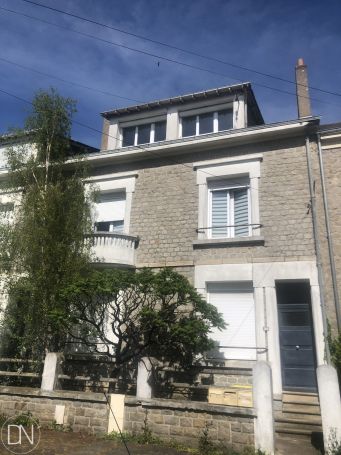A vendre Appartement dE caractEre T3 62 M² DERNIER ETAGE Saint-Nazaire