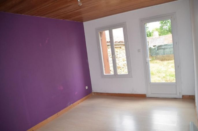 A vendre Maison 3 pieces 93 m² a renover Saint Juire Champgillon