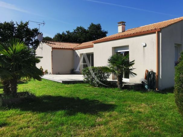 A vendre MAISON  5 PIECES 124 M2 BORD DE MER TALMONT SAINT HILAIRE