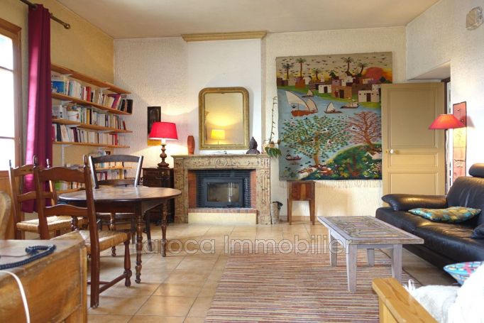 A vendre GîTE  MONTESQUIEU DES ALBERES