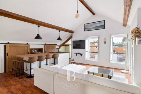 A vendre APPARTEMENT T4 62 M2 BORD DE MER SAINT JEAN DE LUZ