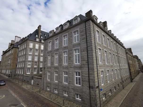 vente Grand appartement vue mer à Saint-Malo Intra-Muros