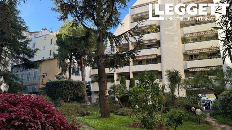 A louer APPARTEMENT T3 47 M2 BORD DE MER NICE