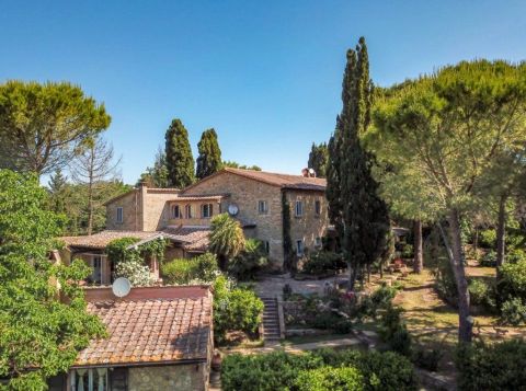A louer PENTHOUSE DE PRESTIGE  700 M2 PIEDS DANS L'EAU MONTESCUDAIO