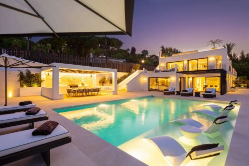 Magnifique Villa  située au c?ur de la vallée du golf de Nueva Andalucia  