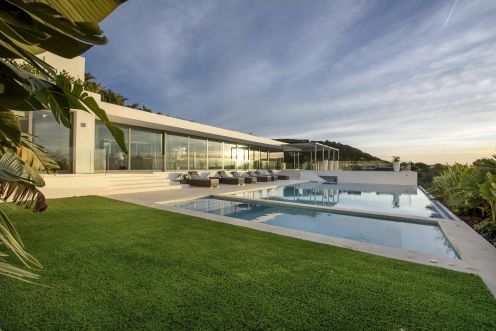 Magnifique Villa moderne  à Cap Martinet IBIZA  