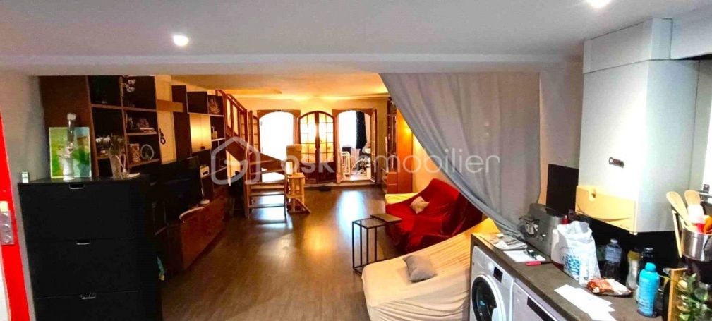 A louer APPARTEMENT DUPLEX T4 86 M2 TERRASSE BORD DE MER LA SEYNE SUR MER