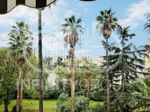 A louer APPARTEMENT NEUF T3 88 M2 TERRASSE BORD DE MER CANNES