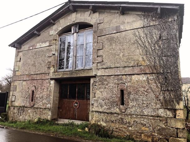 A louer LOFT T3 180 M2 BORD DE MER VENSAC