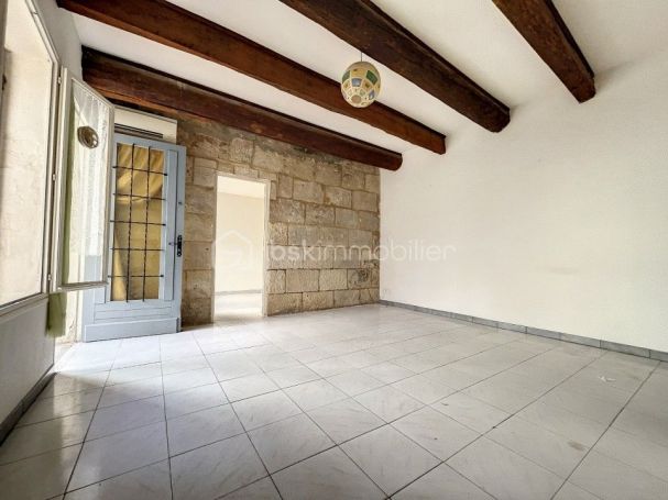 APPARTEMENT T4 88 M2  NIMES