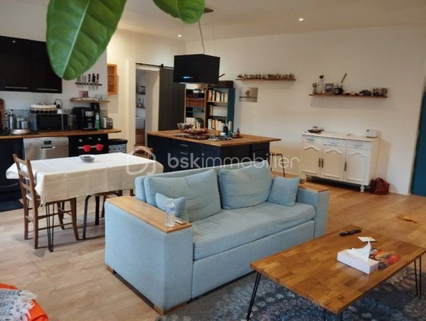 A louer APPARTEMENT T3 70 M2 TERRASSE  AMELIE LES BAINS PALALDA