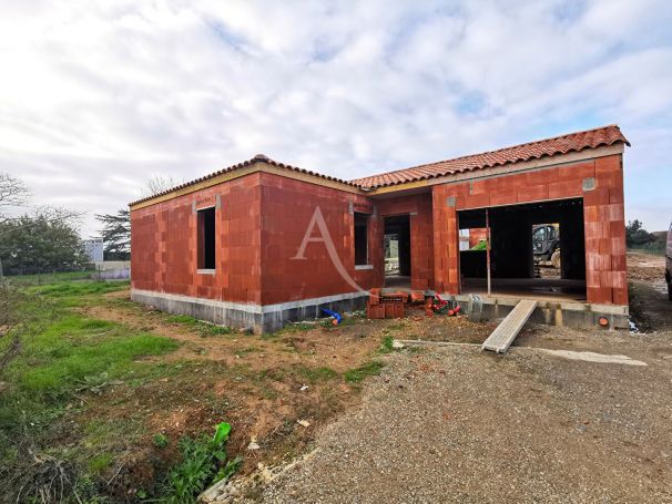 A vendre MAISON  4 PIECES 97 M2 BORD DE MER TALMONT SAINT HILAIRE