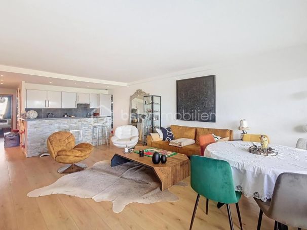 A louer APPARTEMENT DE PRESTIGE T3 73 M2 TERRASSE VUE MER CANNES