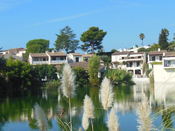 A louer APPARTEMENT T3 79 M2 BORD DE MER VILLENEUVE LOUBET