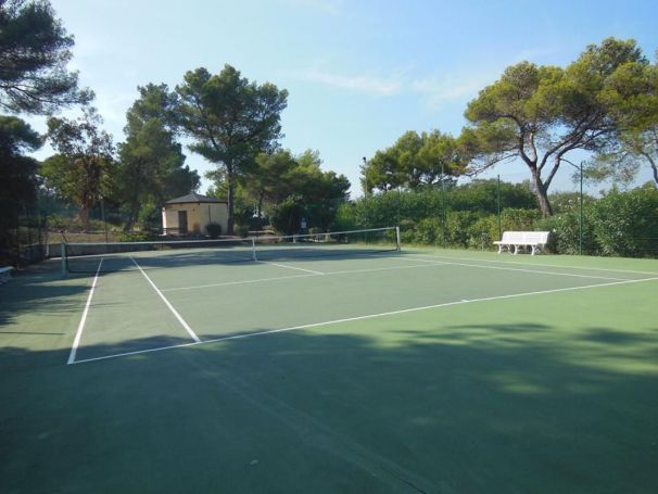 A louer APPARTEMENT T3 79 M2 BORD DE MER VILLENEUVE LOUBET