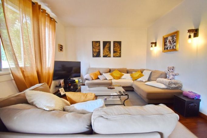 A louer MAISON  5 PIECES 102 M2 VUE MER SETE