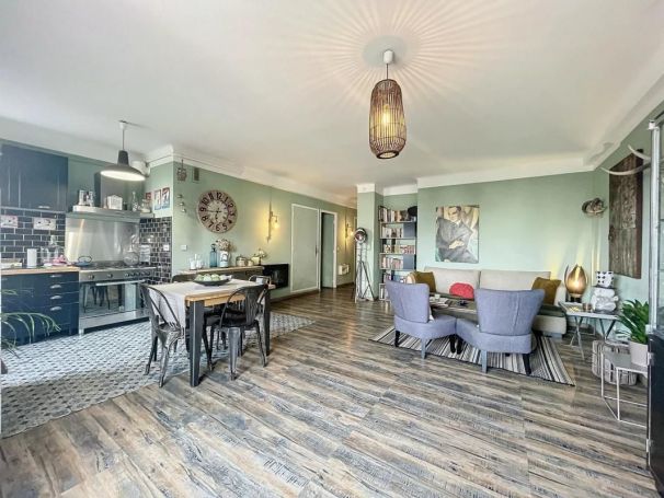 A louer APPARTEMENT T2 60 M2 BORD DE MER LE CANNET
