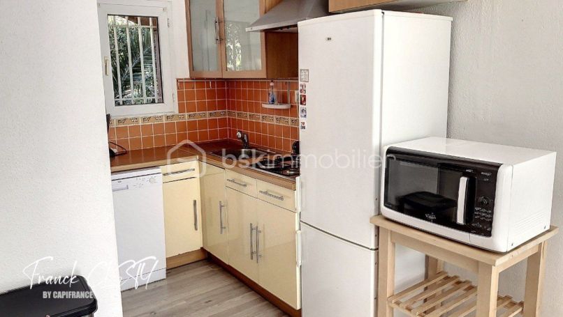 A louer APPARTEMENT T2 29 M2 TERRASSE BORD DE MER SAINT RAPHAEL