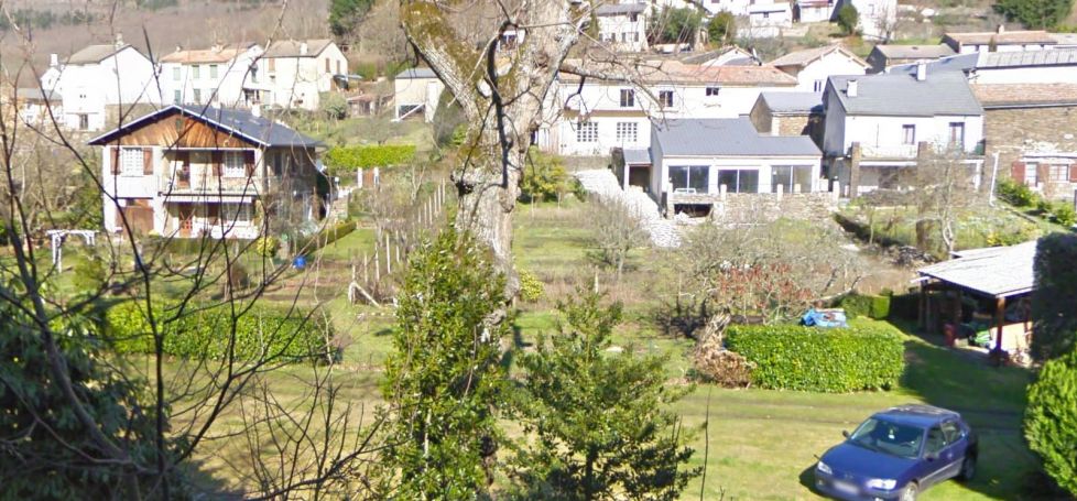 A louer MAISON  5 PIECES 150 M2  CAUDEBRONDE