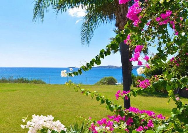 A vendre Belle villa imposante 400 M² vue imprenable sur la mer  PORTOCHELI
