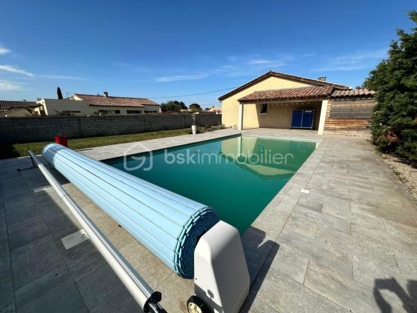 A louer MAISON  5 PIECES 136 M2  SAINT ANDRE DE SANGONIS