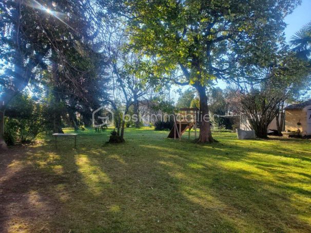 A vendre MAISON  DE MAîTRE  CASTILLON LA BATAILLE