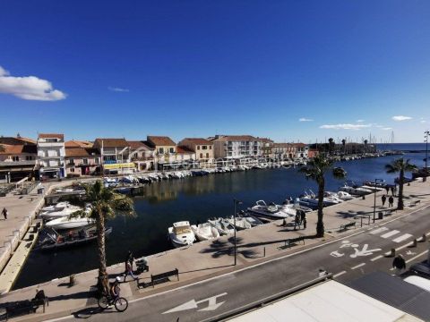 A louer APPARTEMENT DUPLEX T5 170 M2 TERRASSE BORD DE MER MEZE