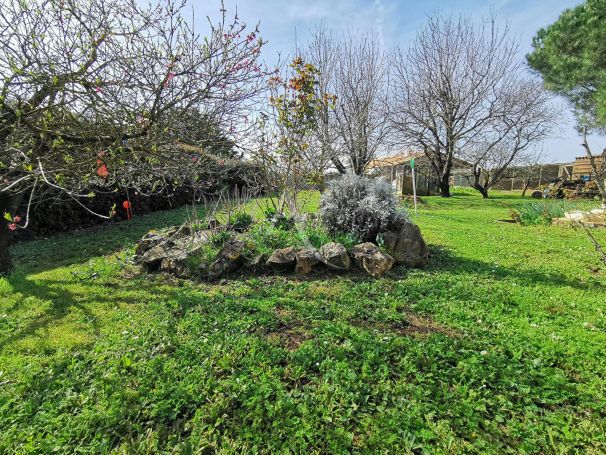 A vendre MAISON  4 PIECES 98 M2 BORD DE MER TALMONT SAINT HILAIRE