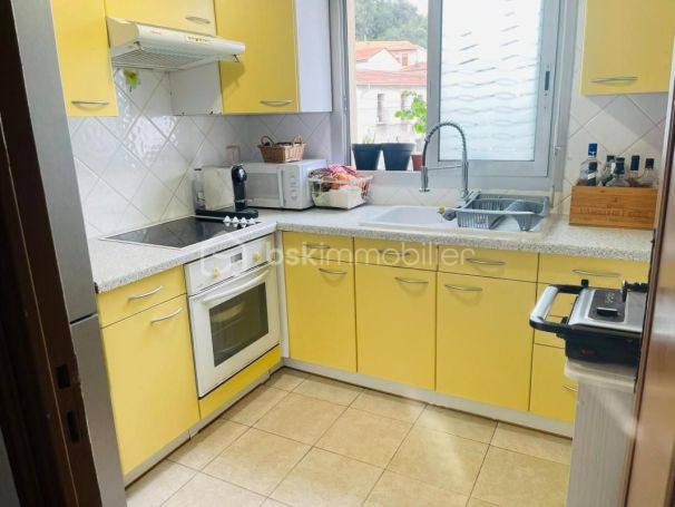 A louer APPARTEMENT T2 41 M2 BORD DE MER NICE