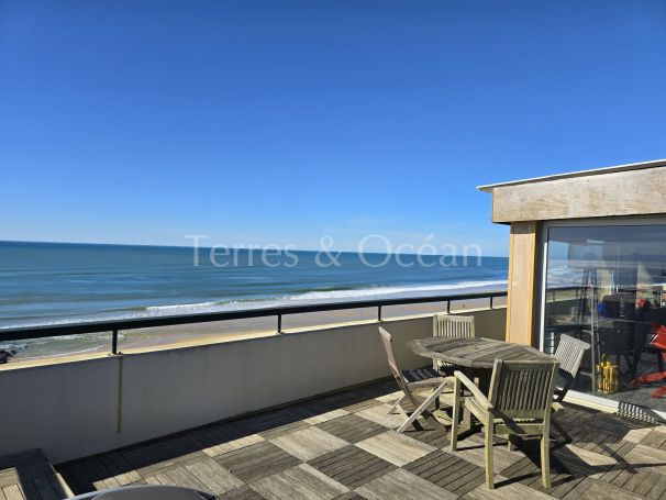 APPARTEMENT T4 99 M2 TERRASSE PIEDS DANS L'EAU HOSSEGOR