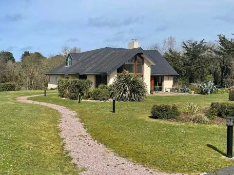 vente Maison d'architecte en bord de mer à Sables d'or les pins