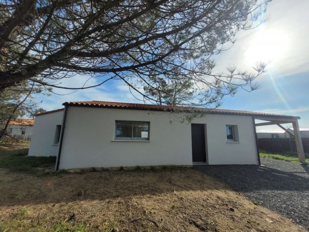 A vendre MAISON  4 PIECES 105 M2 BORD DE MER SAINT JEAN DE MONTS