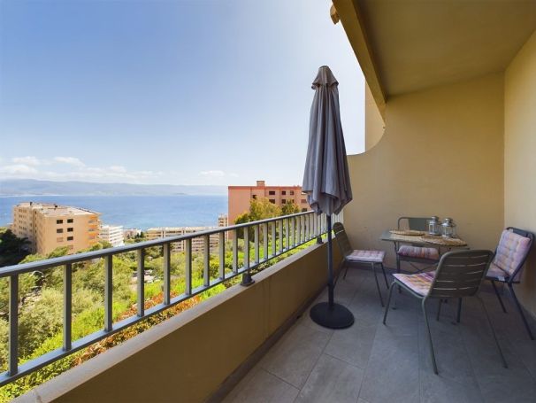 A louer APPARTEMENT T2 50 M2 TERRASSE VUE MER AJACCIO