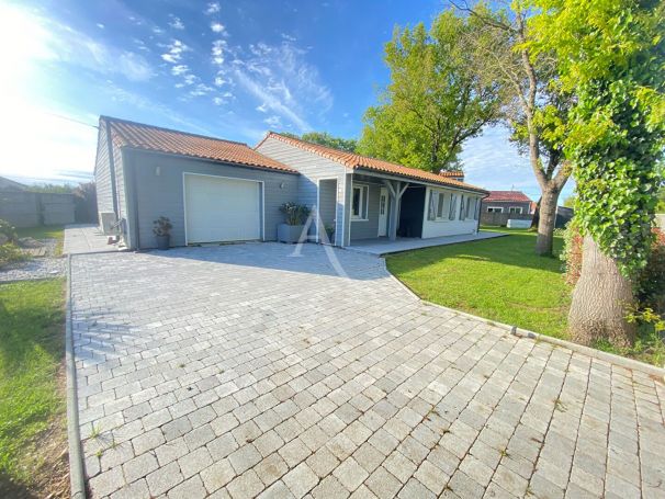 A vendre MAISON  5 PIECES 103 M2  GROSBREUIL