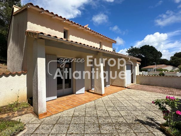 MAISON  4 PIECES 75 M2 BORD DE MER LES MATHES
