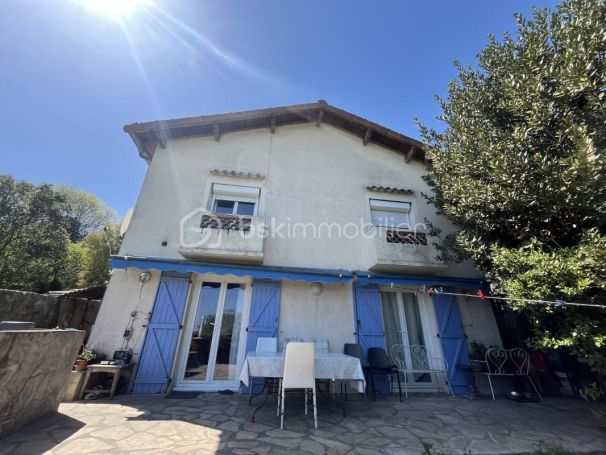 A louer MAISON  4 PIECES 135 M2  GRASSE