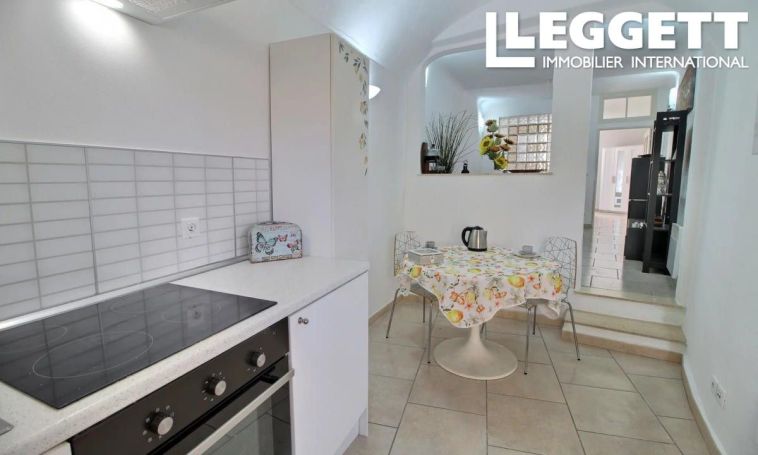A louer APPARTEMENT T3 41 M2 BORD DE MER MENTON